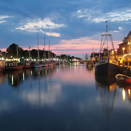 Ostseeblick, Direkt Am Alten Strom รอสต็อค ภายนอก รูปภาพ