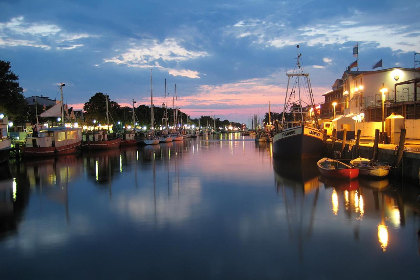 Ostseeblick, Direkt Am Alten Strom รอสต็อค ภายนอก รูปภาพ